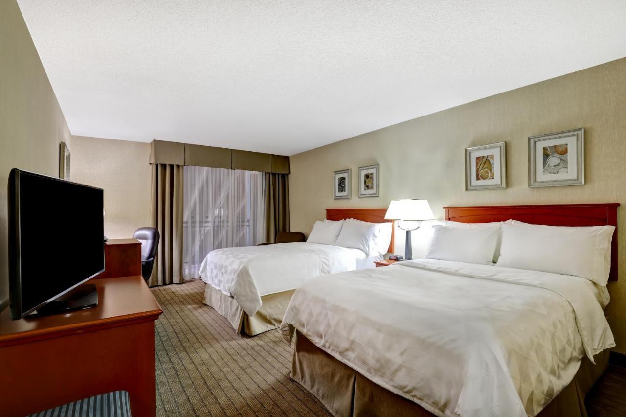 Holiday Inn Guelph Hotel & Conference Centre, An Ihg Hotel Exterior photo